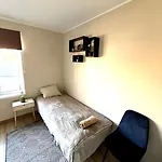 3 - Stylish 2br Apartment, Airport Access, Near Old Town * Tallinn